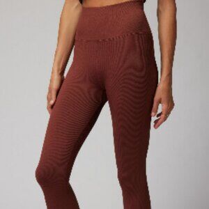 NWT- Spiritual Gangster love sculpt 7/8 legging - Burgundy